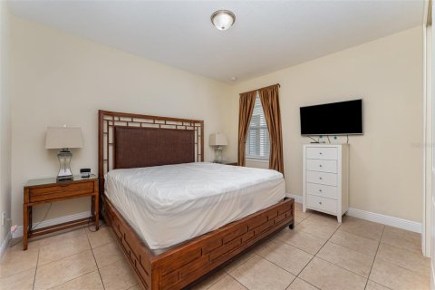 Casa en venta en Kissimmee, Florida, 8 dormitorios, 315.96 m2 № 1544245 - foto 8