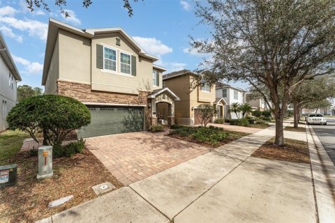 Casa en venta en Kissimmee, Florida, 8 dormitorios, 315.96 m2 № 1544245 - foto 2