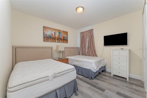 Casa en venta en Kissimmee, Florida, 8 dormitorios, 315.96 m2 № 1544245 - foto 24