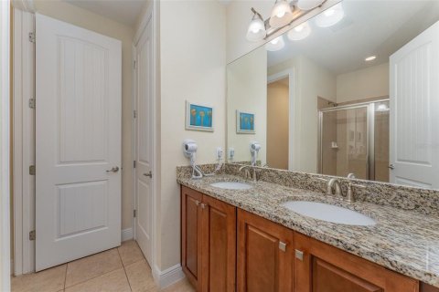 Casa en venta en Kissimmee, Florida, 8 dormitorios, 315.96 m2 № 1544245 - foto 17