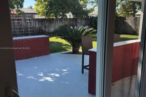 Villa ou maison à louer à Miami, Floride: 3 chambres, 109.35 m2 № 1975666 - photo 24