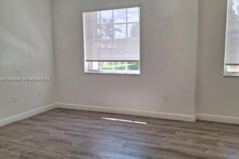 Adosado en alquiler en Miramar, Florida, 4 dormitorios, 180.14 m2 № 2058042 - foto 16