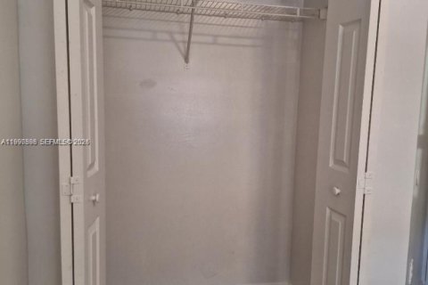 Adosado en alquiler en Miramar, Florida, 4 dormitorios, 180.14 m2 № 2058042 - foto 22