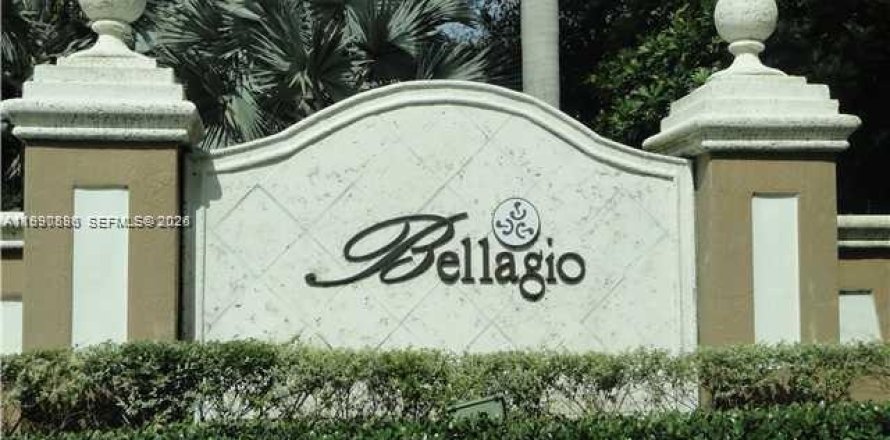 Adosado en Miramar, Florida 4 dormitorios, 180.14 m2 № 2058042