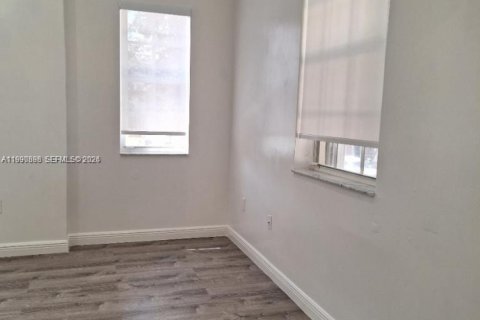 Adosado en alquiler en Miramar, Florida, 4 dormitorios, 180.14 m2 № 2058042 - foto 17