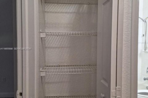 Adosado en alquiler en Miramar, Florida, 4 dormitorios, 180.14 m2 № 2058042 - foto 26