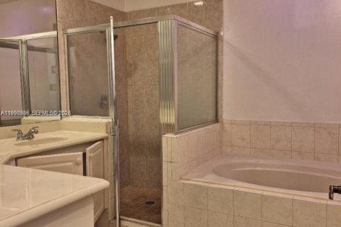 Adosado en alquiler en Miramar, Florida, 4 dormitorios, 180.14 m2 № 2058042 - foto 18