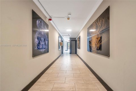 Снять в аренду кондоминиум в Майами, Флорида 1 спальня, 46.45м2, № 2051405 - фото 2