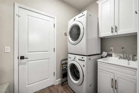 Casa en venta en Gainesville, Florida, 4 dormitorios, 178.37 m2 № 2324783 - foto 28
