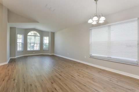 Casa en alquiler en Orlando, Florida, 4 dormitorios, 167.5 m2 № 1800063 - foto 5