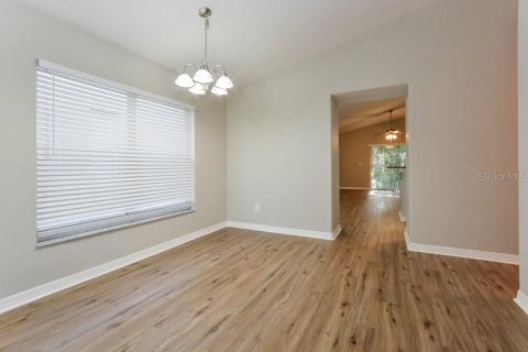 Casa en alquiler en Orlando, Florida, 4 dormitorios, 167.5 m2 № 1800063 - foto 6