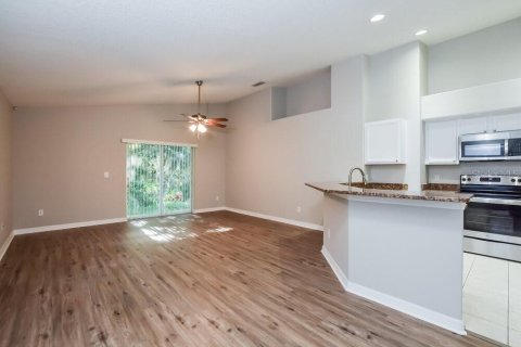 Casa en alquiler en Orlando, Florida, 4 dormitorios, 167.5 m2 № 1800063 - foto 9