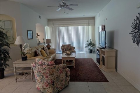 Condo in Palm Coast, Florida, 3 bedrooms № 2123010 - photo 6