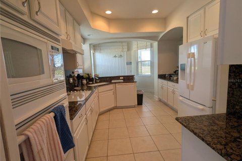 Condo in Palm Coast, Florida, 3 bedrooms № 2123010 - photo 4