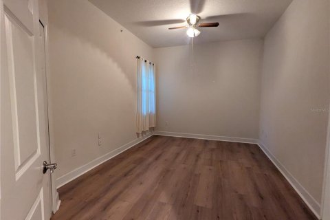 Condo in Palm Coast, Florida, 3 bedrooms № 2123010 - photo 9
