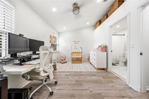 Touwnhouse à vendre à Sunrise, Floride: 2 chambres, 128.95 m2 № 1930875 - photo 13