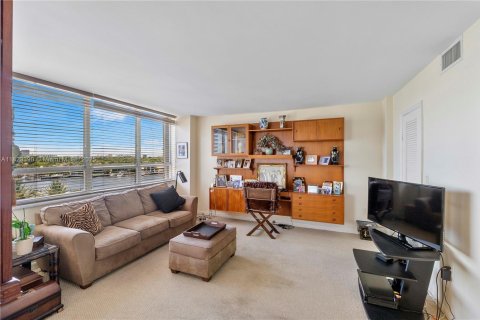 Copropriété à vendre à Miami, Floride: 2 chambres, 152.55 m2 № 1958310 - photo 15