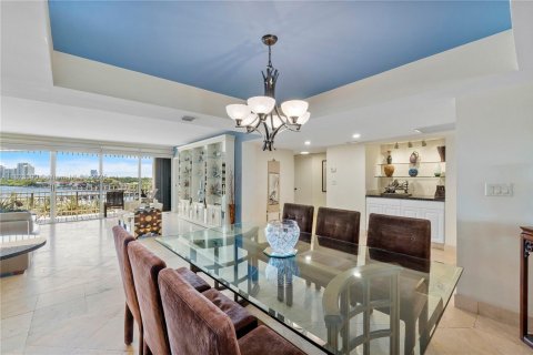 Copropriété à vendre à Miami, Floride: 2 chambres, 152.55 m2 № 1958310 - photo 12