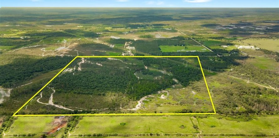 Terreno en Fort Myers, Florida № 928334