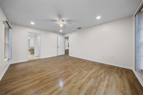 Villa ou maison à vendre à Fruitland Park, Floride: 3 chambres, 184.32 m2 № 2330551 - photo 24
