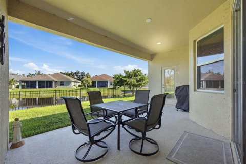Villa ou maison à vendre à Ellenton, Floride: 4 chambres, 231.51 m2 № 2418452 - photo 4