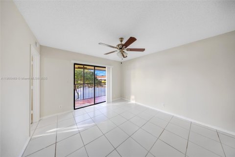 Condominio en venta en Sunrise, Florida, 2 dormitorios, 85.01 m2 № 1956195 - foto 10