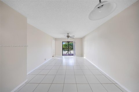 Condominio en venta en Sunrise, Florida, 2 dormitorios, 85.01 m2 № 1956195 - foto 8