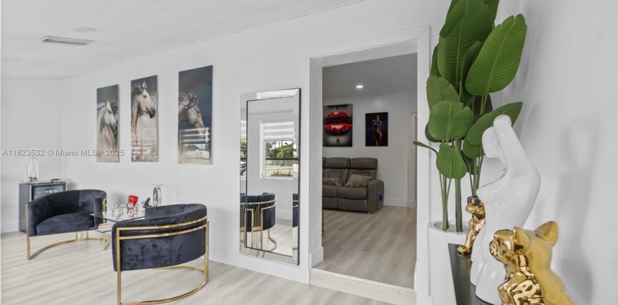 Casa en Hialeah, Florida 3 dormitorios, 107.4 m2 № 1788932