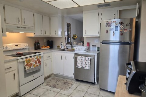 Copropriété à vendre à Margate, Floride: 1 chambre, 78.97 m2 № 2089858 - photo 4