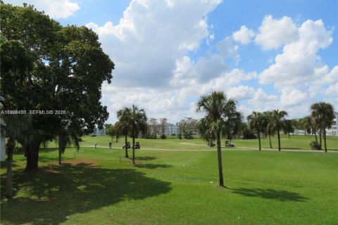 Copropriété à vendre à Margate, Floride: 1 chambre, 78.97 m2 № 2089858 - photo 18