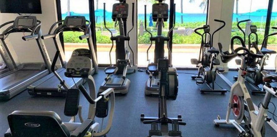 Condo in Highland Beach, Florida, 2 bedrooms № 1168748