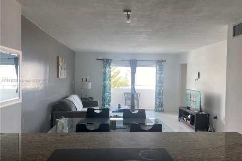 Снять в аренду кондоминиум в Майами-Бич, Флорида 1 спальня, 73.86м2, № 1922380 - фото 5