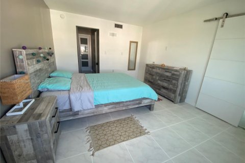 Снять в аренду кондоминиум в Майами-Бич, Флорида 1 спальня, 73.86м2, № 1922380 - фото 10