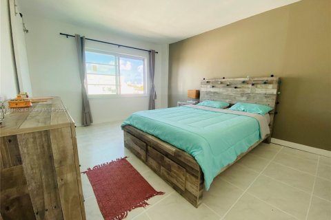 Снять в аренду кондоминиум в Майами-Бич, Флорида 1 спальня, 73.86м2, № 1922380 - фото 9