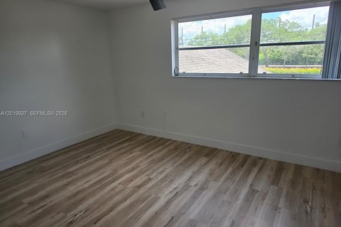 Adosado en alquiler en Pembroke Pines, Florida, 2 dormitorios, 117.61 m2 № 2085722 - foto 27