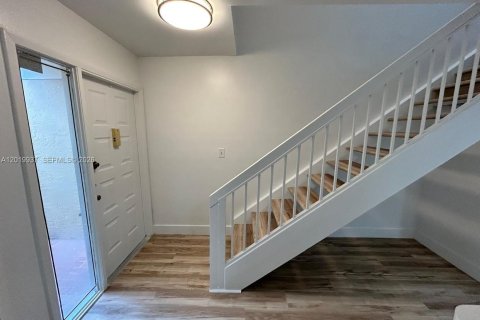 Adosado en alquiler en Pembroke Pines, Florida, 2 dormitorios, 117.61 m2 № 2085722 - foto 7