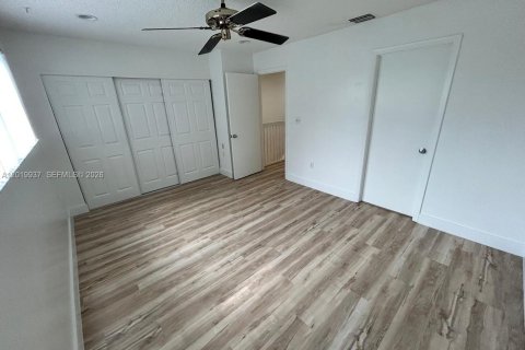 Adosado en alquiler en Pembroke Pines, Florida, 2 dormitorios, 117.61 m2 № 2085722 - foto 26