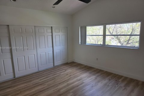 Adosado en alquiler en Pembroke Pines, Florida, 2 dormitorios, 117.61 m2 № 2085722 - foto 19
