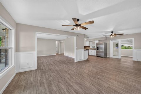 House in Ocala, Florida 3 bedrooms, 149.39 sq.m. № 2237404 - photo 16