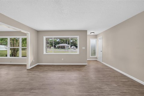 House in Ocala, Florida 3 bedrooms, 149.39 sq.m. № 2237404 - photo 14