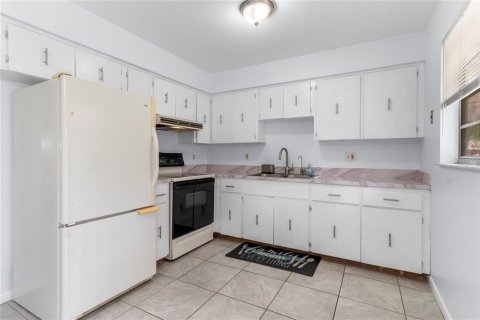House in Sebastian, Florida 2 bedrooms, 95.78 sq.m. № 2107715 - photo 19