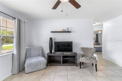 House in Sebastian, Florida 2 bedrooms, 95.78 sq.m. № 2107715 - photo 13