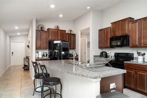 House in Wimauma, Florida 3 bedrooms, 134.8 sq.m. № 1746800 - photo 3