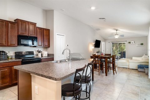 House in Wimauma, Florida 3 bedrooms, 134.8 sq.m. № 1746800 - photo 4