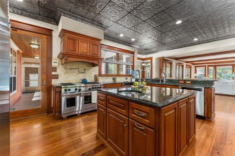 House in Alachua, Florida 8 bedrooms, 764.68 sq.m. № 2396586 - photo 14