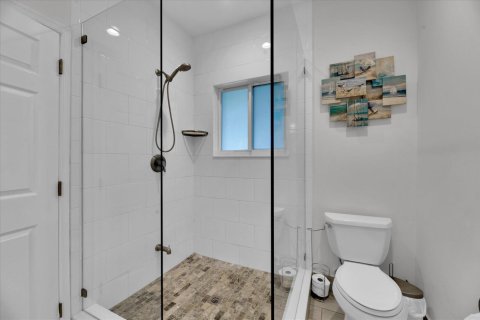 House in Wilton Manors, Florida 4 bedrooms, 201.6 sq.m. № 2260663 - photo 16