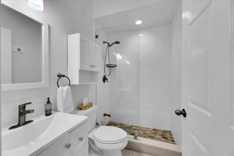 House in Wilton Manors, Florida 4 bedrooms, 201.6 sq.m. № 2260663 - photo 20