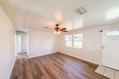 Villa ou maison à vendre à Winter Haven, Floride: 3 chambres, 101.45 m2 № 2237997 - photo 4