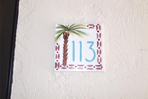 Condo in New Smyrna Beach, Florida, 2 bedrooms  № 1747561 - photo 5
