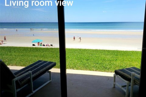 Condo in New Smyrna Beach, Florida, 2 bedrooms  № 1747561 - photo 15